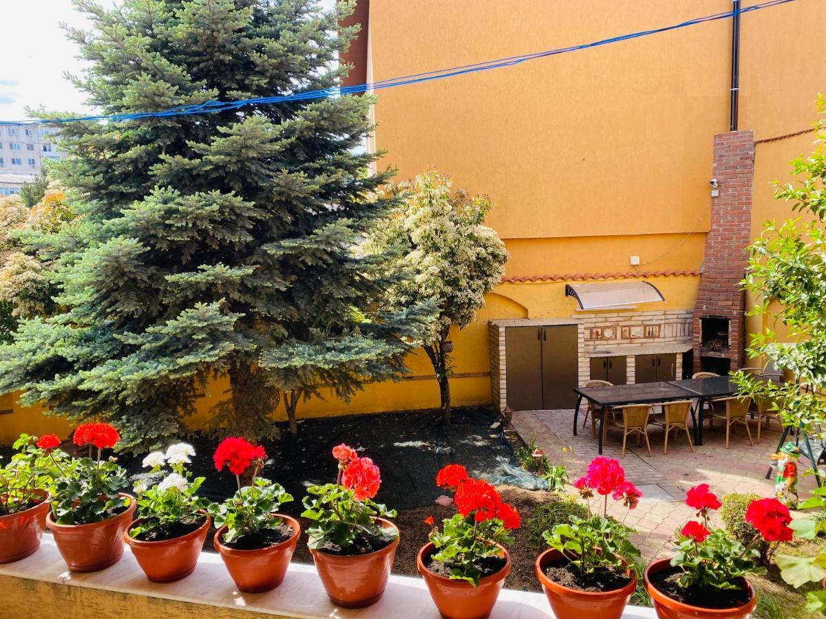 Apartament Apartament Central Konstanca Zewnętrze zdjęcie