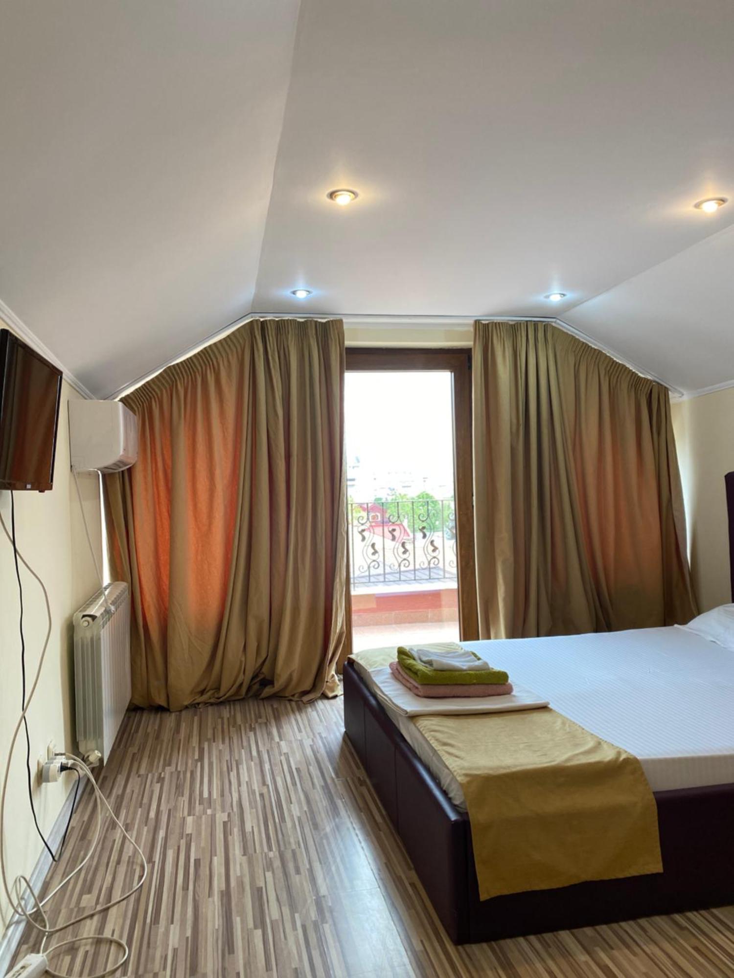Apartament Apartament Central Konstanca Zewnętrze zdjęcie