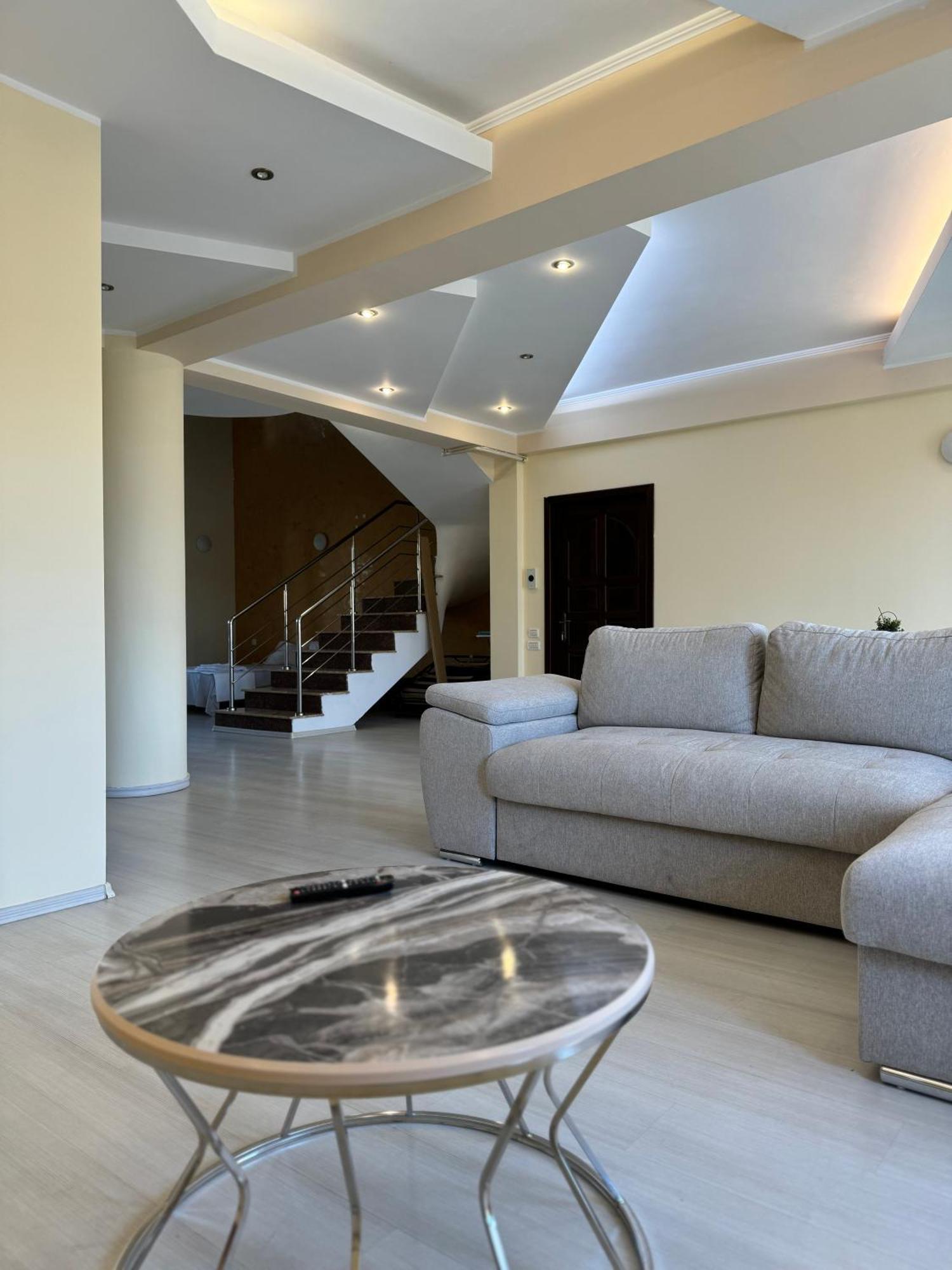 Apartament Apartament Central Konstanca Zewnętrze zdjęcie