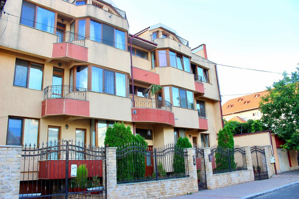 Apartament Apartament Central Konstanca Zewnętrze zdjęcie
